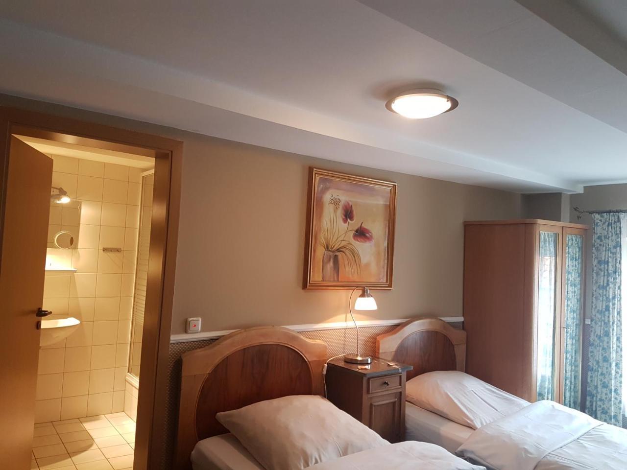 Hotel Alt Enginger Muehle Paderborn Esterno foto